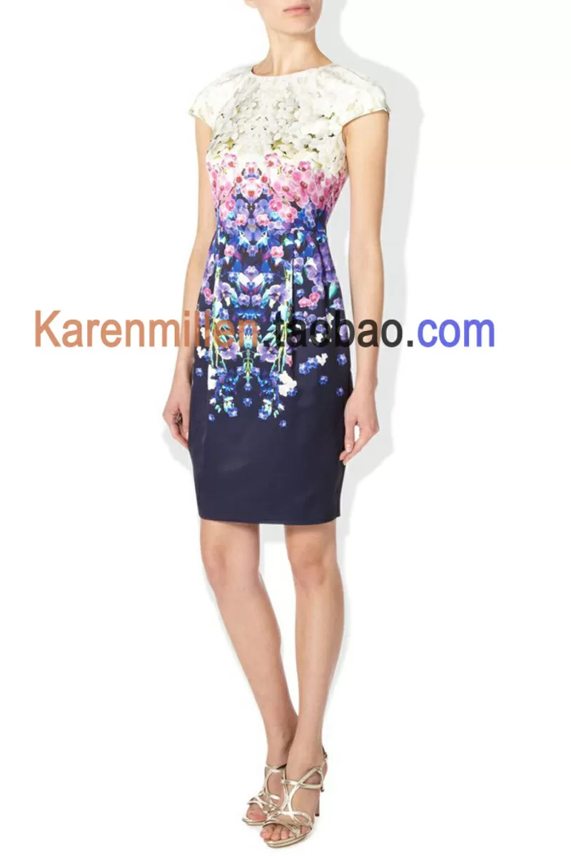 Продам очень красивое новое платье Karen Millen