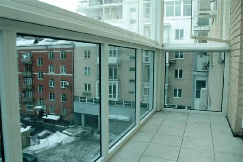 Остекление балкона от фирмы окна реал