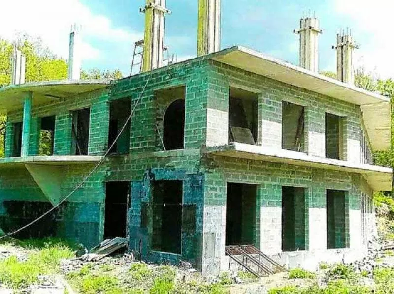 Продам: недостроенная гостиница,  вид на Черное море 5